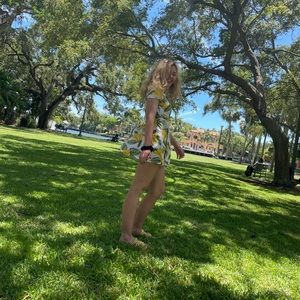 Banana and leaf dress forever 21
